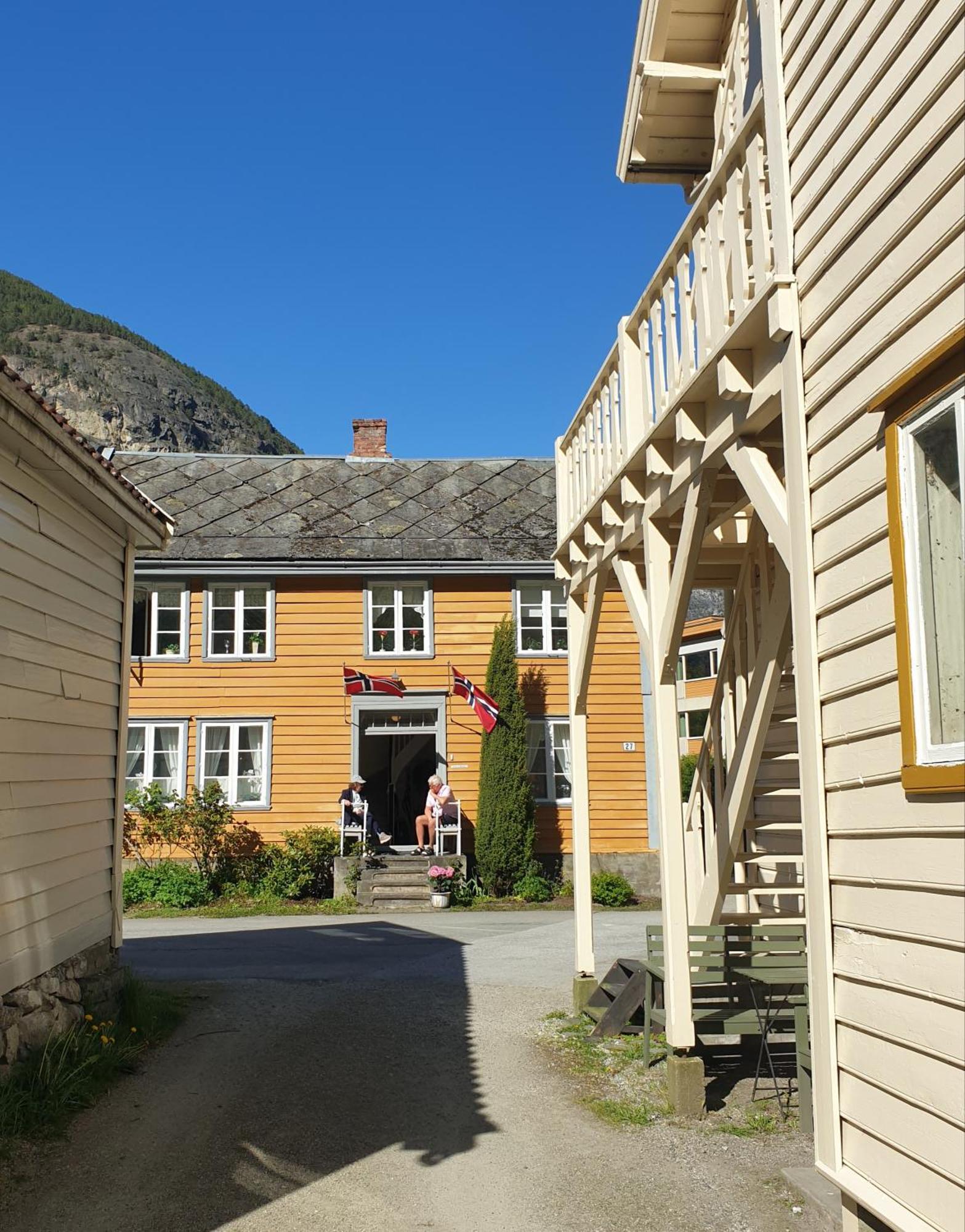 Вілла Kvammehuset Pa Gamle Лердалсьойрі Екстер'єр фото